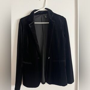 Tahari Classic Black Velvet Blazer